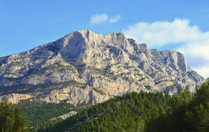 Rando Sportive - Traversée de la Montagne Sainte-Victoire au départ du Col des Portes - Sortie 2